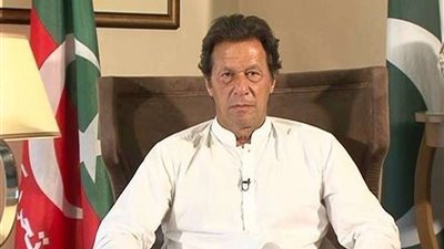 باكستان: عمر خان يطرح خطة لإنقاذ اقتصاد البلاد أمام الآلاف من مؤيديه