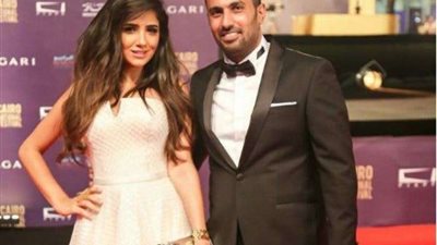 محمد سامي برفقة زوجته يشعلان السوشيال ميديا (صور)