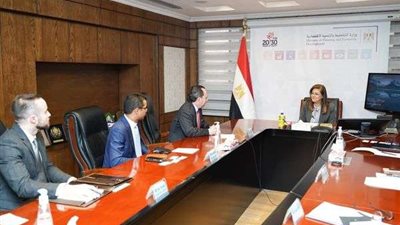 وزيرة التخطيط تلتقي القائم بأعمال السفير الأمريكي بالقاهرة لبحث سبل التعاون