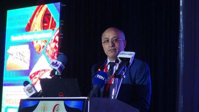 نتحدى فيروس كورونا.. مسعد سليمان يكشف أهم ما يميز  مؤتمر جراحة الأوعية الدموية|شاهد