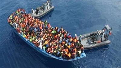 ضربة موجعة للمتهم بتزوير أوراق للمهاجرين غير الشرعيين