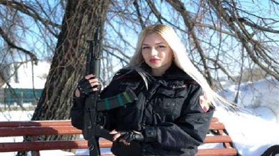 روسيا: طرد ملكة جمال الحرس الوطني بسبب فيديو 