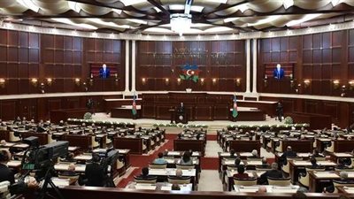 إصابة برلماني أذربيجاني في محاولة اغتيال.. وموسكو ترد