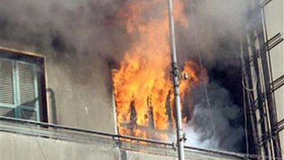 تصاعد أدخنة كثيفة بحريق داخل شقة سكنية بأكتوبر