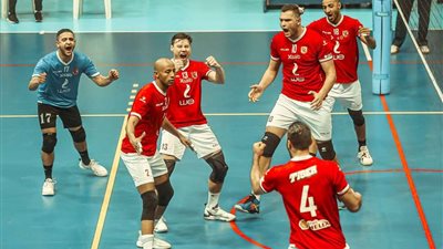 الأهلي يصعد لنهائي دوري الطائرة رجال بعد الفوز على سموحة