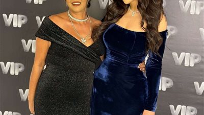 نهى العمروسي: فنان راحل تحرش بي واديته على دماغه