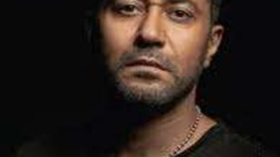 تفاصيل ..محمد عز يعلن عن موعد جنازة والدته غدًا