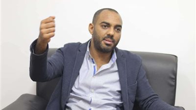 أول بيان للجنة الحريات بتوقيع محمود كامل بشأن الاتحاد الدولي لكرة القدم