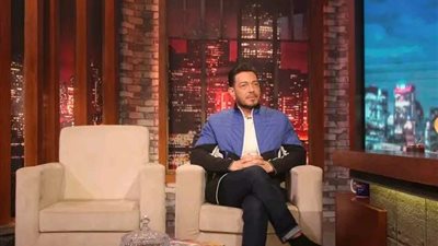 الليلة.. أحمد زاهر ونجلته ليلي في ضيافة The Nine Show على الشمس.