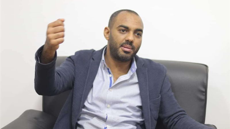 محمود كامل