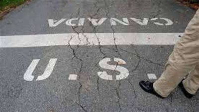 بشكل مأساوي.. وفاة أسرتين على الحدود الأمريكية الكندية