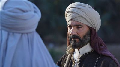 شاهد..أحدث ظهور لـ الفنان خالد النبوي من كواليس مسلسل رسالة الإمام