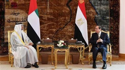 ولي عهد أبوظبي يغادر القاهرة بعد لقاء الرئيس السيسي