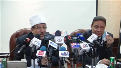 بالصور..وزير الأوقاف:طبعنا 600 ألف كتاب لمنع الفكر المتطرف