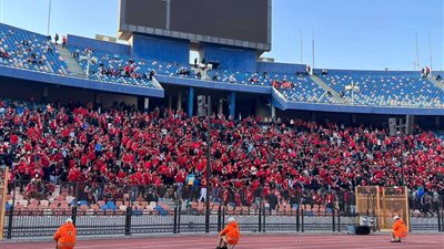 خالد مرتجي يتغزل في جمهور الأهلي