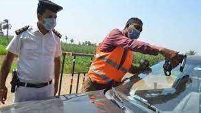 رصد 3677 مخالفة مرورية بسبب عدم تركيب الملصق الإلكتروني