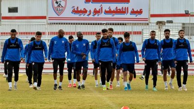 عبد المقصود يجتمع بلاعبي الزمالك