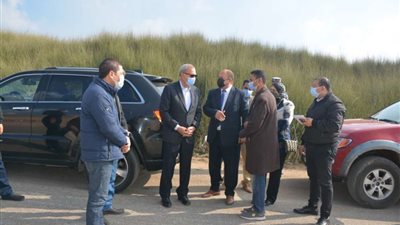 محافظ القليوبية يتفقد أعمال رصف مدن بنها وقليوب