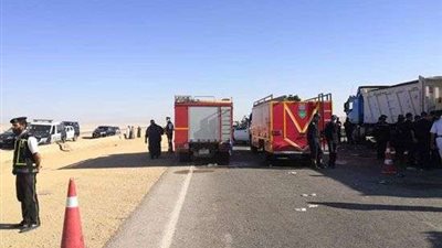 مصرع 3 أشخاص فى حادث تصادم بالطريق الصحراوي الغربي بالعدوة