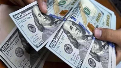 سعر الدولار في  البنوك والسوق السوداء اليوم الأحد  2 - 4 - 2023