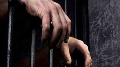 إحالة عامل لمحكمة الجنايات بتهمة قتل عاطل أثناء محاولته سرقة السيارات