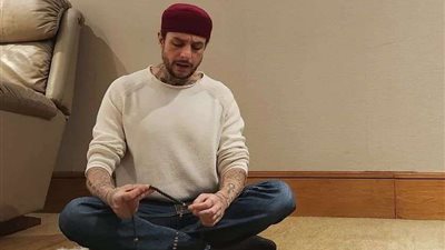 بعد صلاته بالتاتو.. عبد الله رشدي يوجه رسالة إلى أحمد الفشاوي