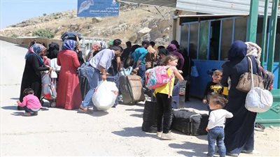 عودة 440 لاجئًا سوريًا من لبنان إلى بلدهم