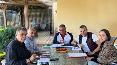 بعد أزمته الصحية..أول اجتماع لـ «الخطيب» مع شركة الأهلي للإنتاج الإعلامي