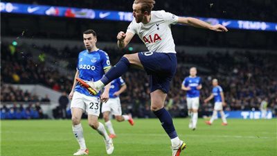 التعادل الإيجابي يحسم مباراة توتنهام أمام إيفرتون في الدوري الإنجليزي