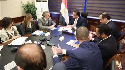 وزير الصحة يستقبل ممثل منظمة 