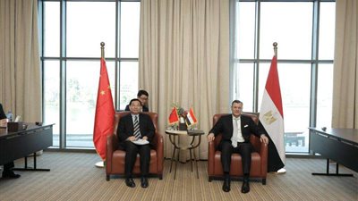 وزير السياحة ونظيره الصيني يُشاركان في ورشة عمل مهنية