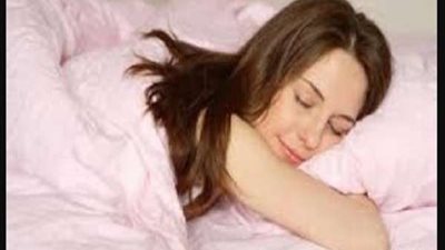 لهذا السبب.. زوج يخدر زوجته بمساعدة عشيقته