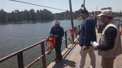 رئيس مدينة الشهداء يتفقد معدية عزبة الطامية بدناصور