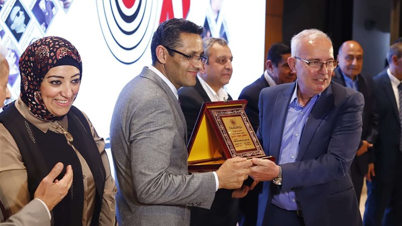 نقابة الصحفيين تكرم