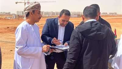 سفير سلطنة عُمان يُشيد بالإنجازات التي حققتها مصر بالعاصمة الإدارية