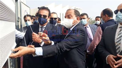 وزير التعليم العالي ورئيس جامعة بني سويف والمحافظ يفتتحون مركز الطباعة والنشر