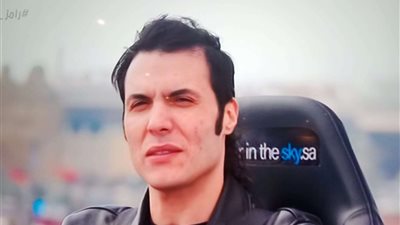 رامز جلال يسخر من أمير عيد: لو سمعه فريد الأطرش كان ضربه بالعود