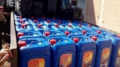 أمن القليوبية يضبط 10 آلاف طن زيوت سيارات مغشوشة داخل مصنع