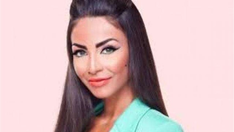 دوللى شاهين