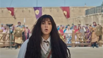 دنيا سمير غانم وصناع مسلسل 
