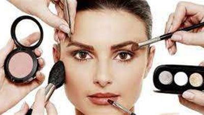 حكم وضع المكياج في نهار رمضان.. الإفتاء تجيب