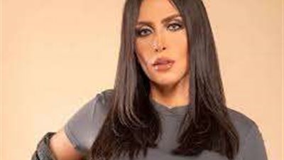 نجوم الفن ينعون وفاة الإعلامية شيرين الطحان