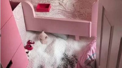 بمناسبة قرب أعياد الميلاد.. أم تعد مفاجأة لابنتها وتُصدم بـ