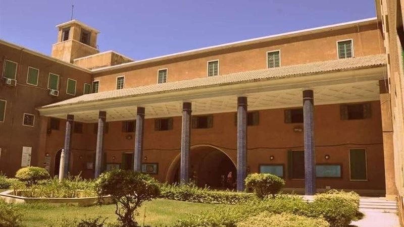 مدرسة كلية النصر