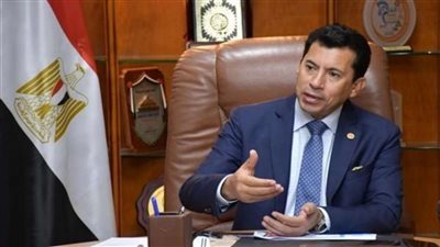 وزير الرياضة: لا يجوز خوض نهائي كأس مصر بدون الفار
