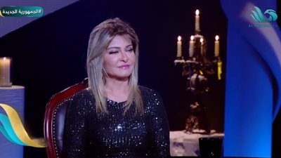 بسمة وهبة تنحسب على الهواء تضامنا مع علا غانم: 