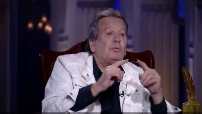 محمد مختار: مرتبط بسيدة أعمال مصرية منذ 4 سنوات وبحبها حب جنوني