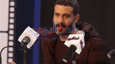 محمد فراج يكشف حقيقة إصابته بكورونا