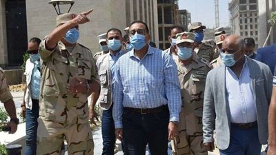 رئيس الوزراء يقوم بجولة تفقدية في ستاد القاهرة