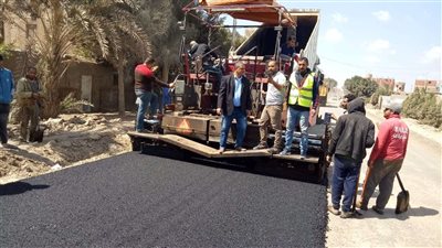 البدء في رصف طريق أشمون سنتريس رقم 42